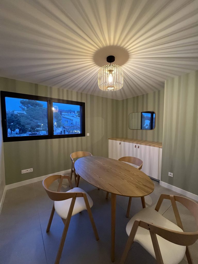 Aménagement de bureaux et espaces de travail